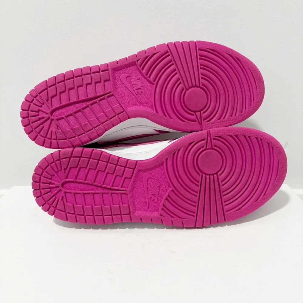 Nike Dunk Low GS Active Sneakers Girls Size 6Y‎ Fuchsia Pink Padded Low Cut